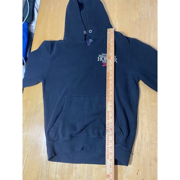 *Distressed* Universal Studios Halloween Horror Nights 2021 Hoodie 19pit2pit - Picture 8 of 8